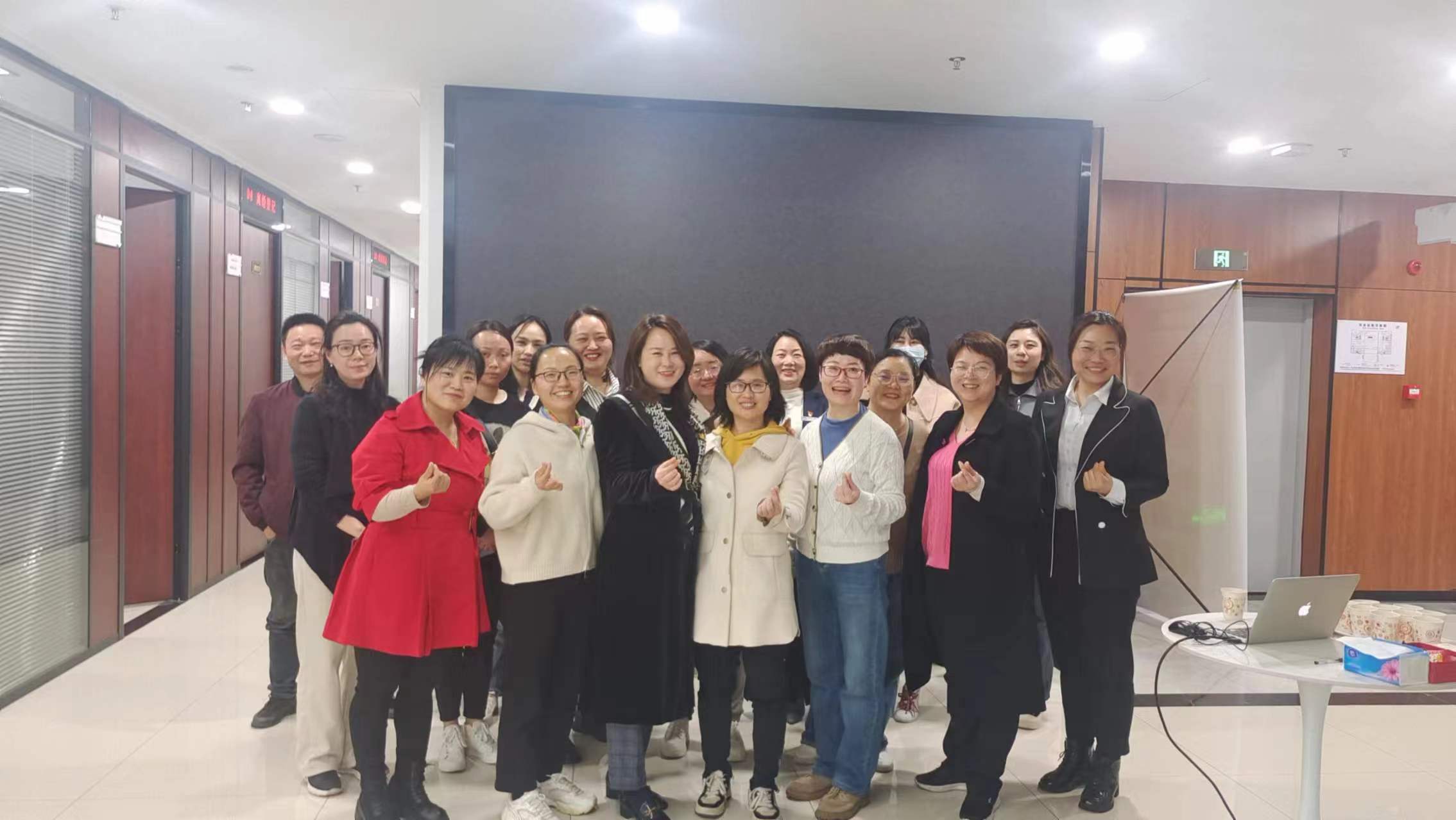 经营美满婚姻 拥抱幸福家庭 这场婚姻家庭公益讲座为您支招！