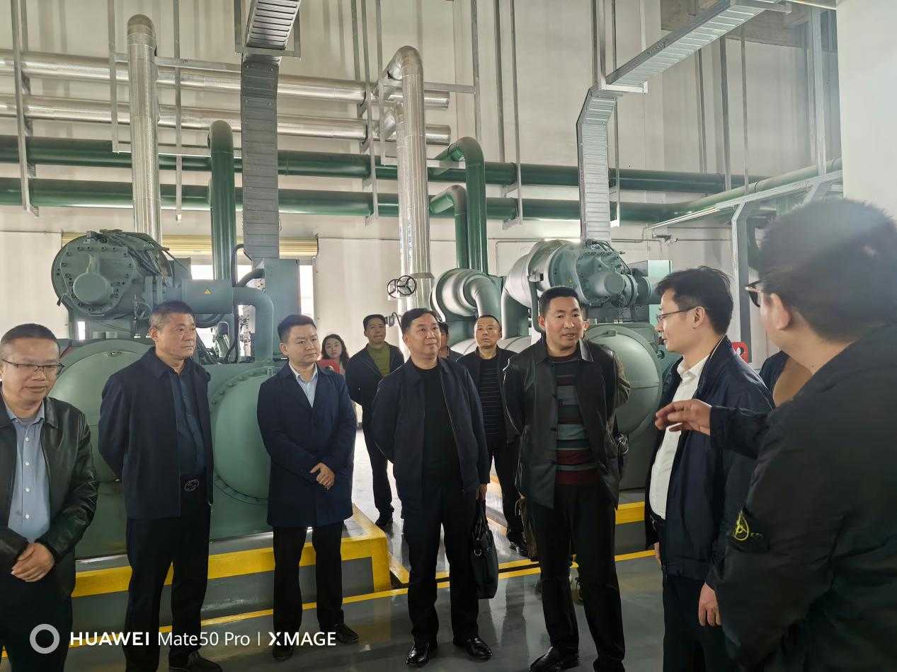 冷水江市qy球友会领导一行考察普鑫物流园